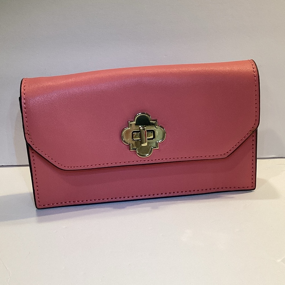 Crown & Ivy Women's dark pink/coral Leather Turn-Lock Clutch/Wallet